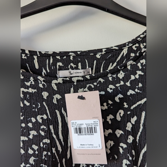 New Black Patterned Blouse Size 20 - Picture 3 of 10